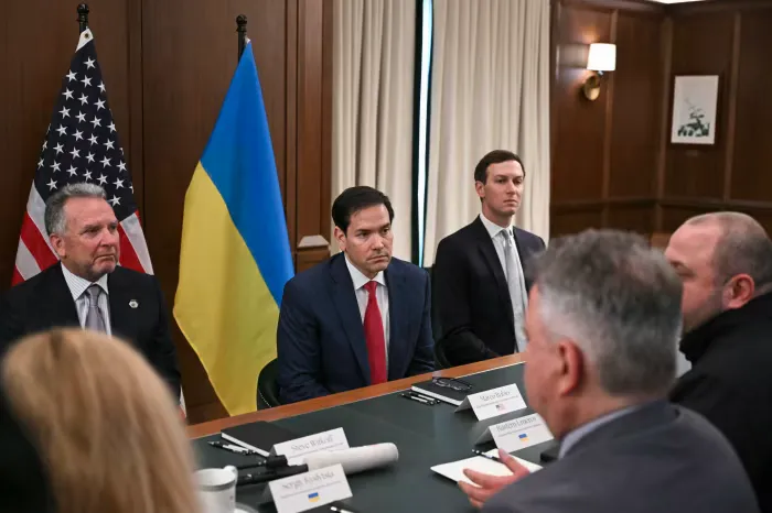 Майбутня мирна угода: якою може бути формула миру між Україною, США та Росією